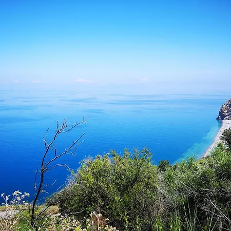 Camping B&B Gioiosa Camping Gioiosa Marea